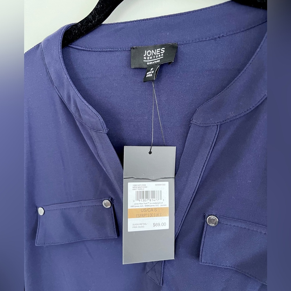 NEW JONES NEW YORK SIGNATURE Navy Blue Knit Blouse Top Sz Small / New with Tags - Picture 6 of 11